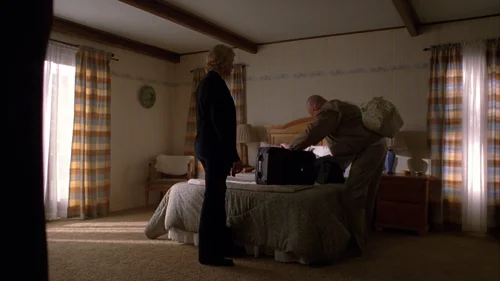 Still frame 2 from Breaking Bad Season 4 Episode 12