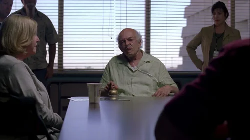 Still frame 40 from Breaking Bad Season 4 Episode 13