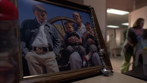 Still frame 47 from Breaking Bad Season 4 Episode 13