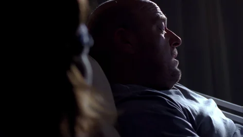 Still frame 17 from Breaking Bad Season 4 Episode 2