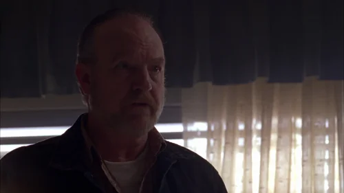 Still frame 2 from Breaking Bad Season 4 Episode 2