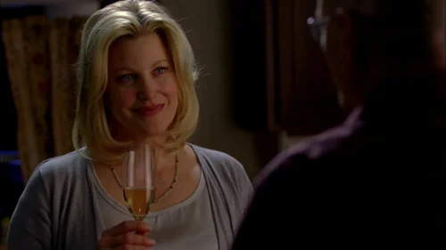Still frame 64 from Breaking Bad Season 4 Episode 3