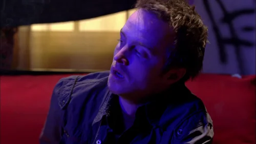 Still frame 32 from Breaking Bad Season 4 Episode 3