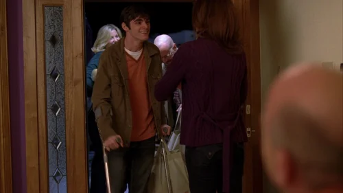 Still frame 18 from Breaking Bad Season 4 Episode 4