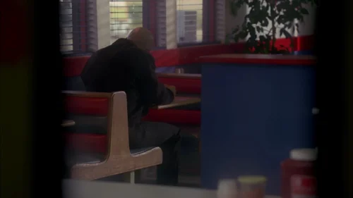 Still frame 11 from Breaking Bad Season 4 Episode 5
