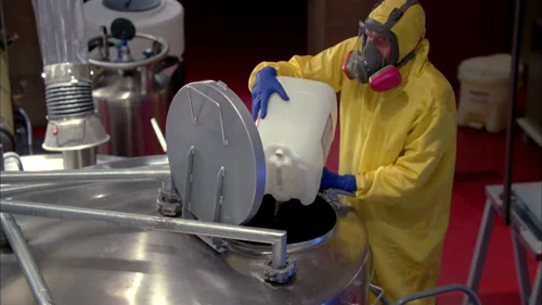 Still frame 40 from Breaking Bad Season 4 Episode 5