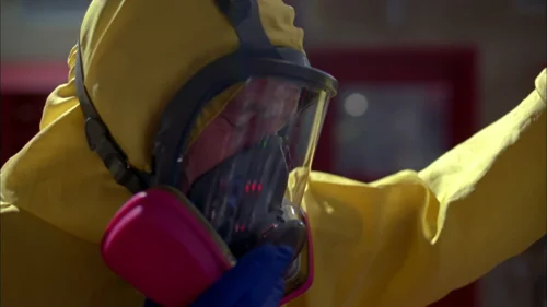 Still frame 41 from Breaking Bad Season 4 Episode 5