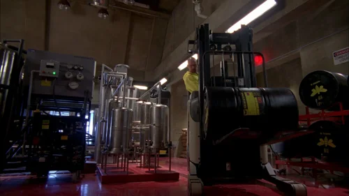 Still frame 52 from Breaking Bad Season 4 Episode 5