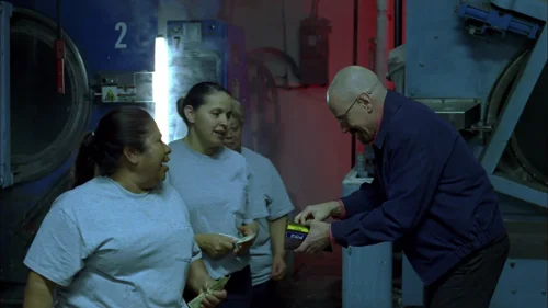 Still frame 68 from Breaking Bad Season 4 Episode 6