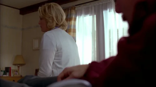 Still frame 8 from Breaking Bad Season 4 Episode 6
