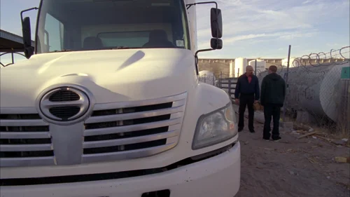 Still frame 38 from Breaking Bad Season 4 Episode 6