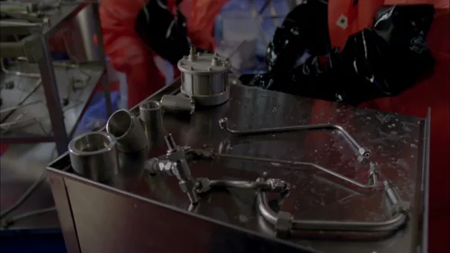 Still frame 49 from Breaking Bad Season 4 Episode 6