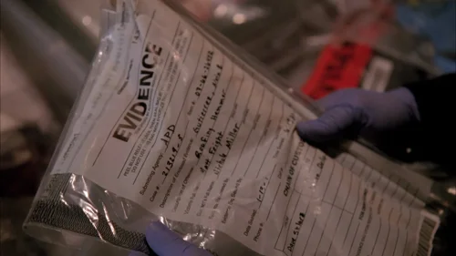 Still frame 72 from Breaking Bad Season 5 Episode 1