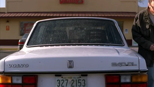 Still frame 5 from Breaking Bad Season 5 Episode 1
