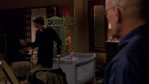 Still frame 13 from Breaking Bad Season 5 Episode 1