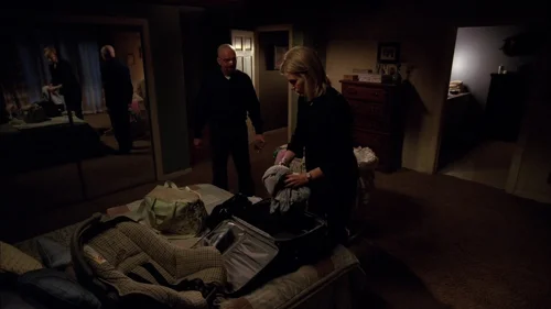 Still frame 14 from Breaking Bad Season 5 Episode 1