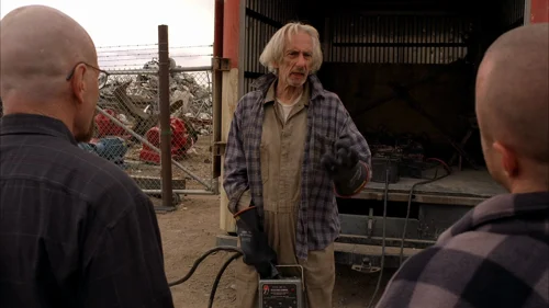 Still frame 46 from Breaking Bad Season 5 Episode 1