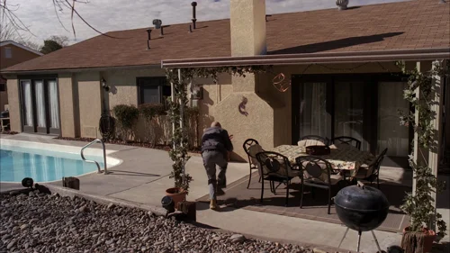 Still frame 1 from Breaking Bad Season 5 Episode 12