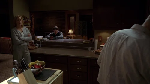 Still frame 14 from Breaking Bad Season 5 Episode 12