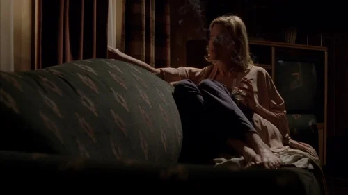Still frame 27 from Breaking Bad Season 5 Episode 15