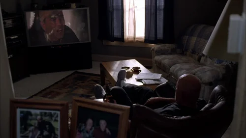 Still frame 19 from Breaking Bad Season 5 Episode 2