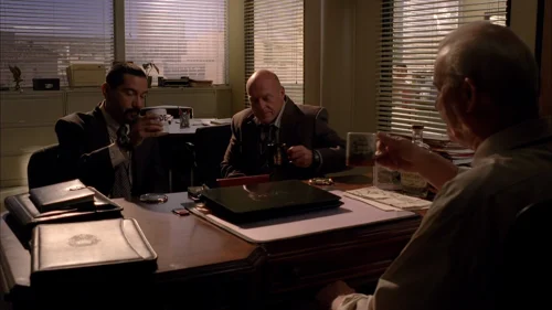 Still frame 30 from Breaking Bad Season 5 Episode 2