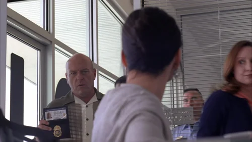 Still frame 11 from Breaking Bad Season 5 Episode 4