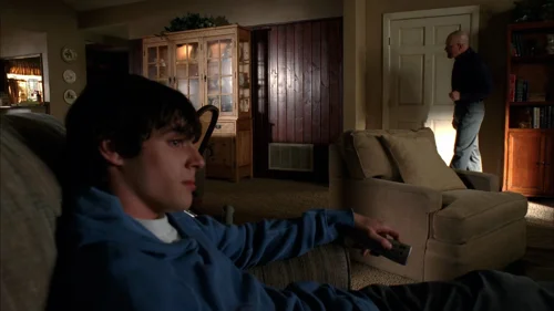 Still frame 35 from Breaking Bad Season 5 Episode 4