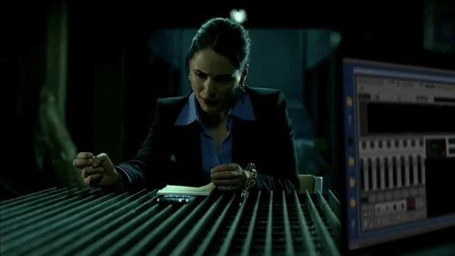 Still frame 21 from Breaking Bad Season 5 Episode 5