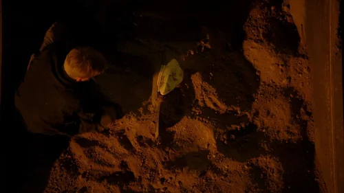 Still frame 1 from Breaking Bad Season 5 Episode 6