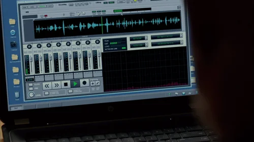 Still frame 18 from Breaking Bad Season 5 Episode 6