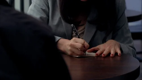 Still frame 15 from Breaking Bad Season 5 Episode 8
