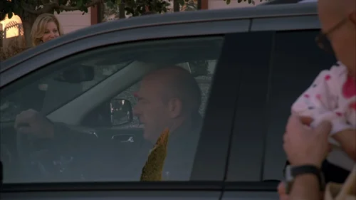 Still frame 11 from Breaking Bad Season 5 Episode 9