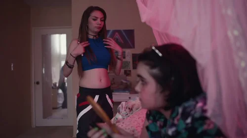 Still frame 21 from Euphoria Season 1 Episode 1