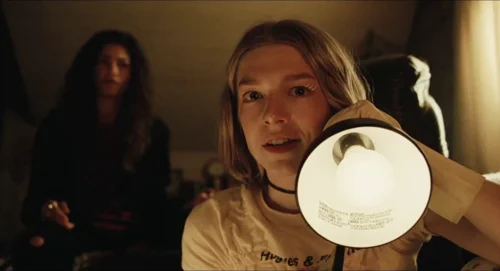 Still frame 16 from Euphoria Season 2 Episode 3