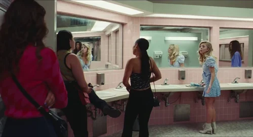 Still frame 30 from Euphoria Season 2 Episode 3