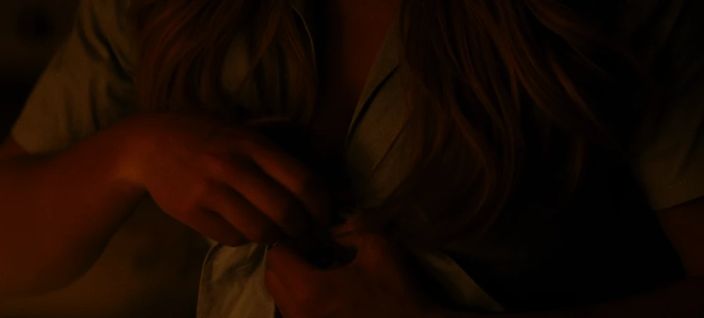 Still frame 109 from Euphoria Season 3 Episode 1