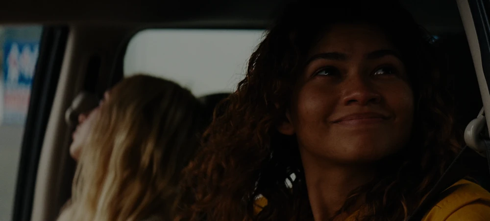 Still frame 34 from Euphoria Season 3 Episode 1