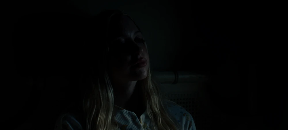 Still frame 37 from Euphoria Season 3 Episode 1