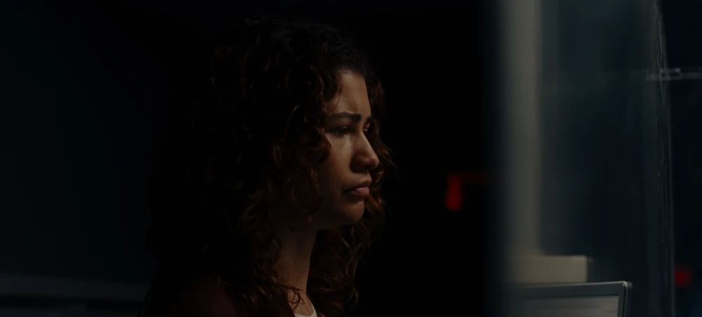 Still frame 123 from Euphoria Season 3 Episode 2