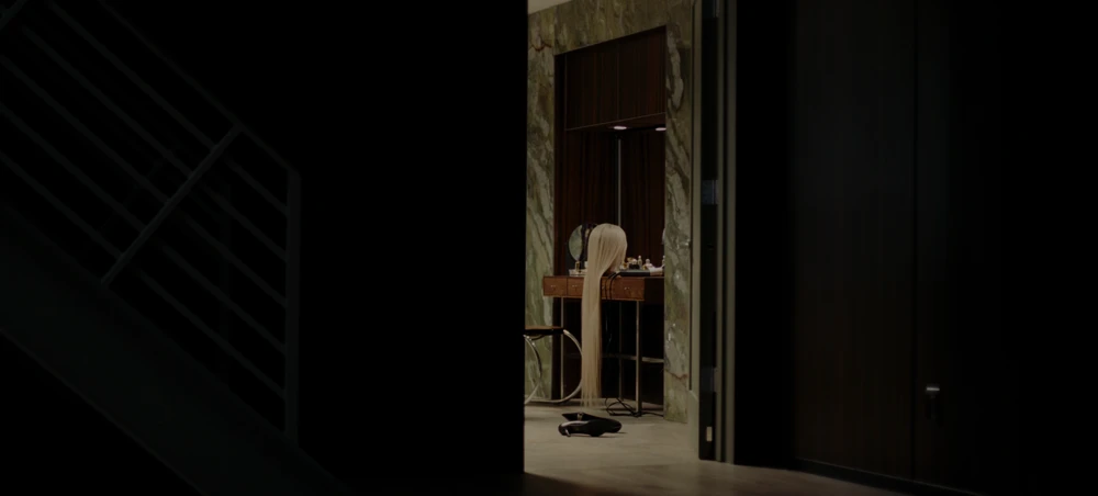 Still frame 150 from Euphoria Season 3 Episode 2
