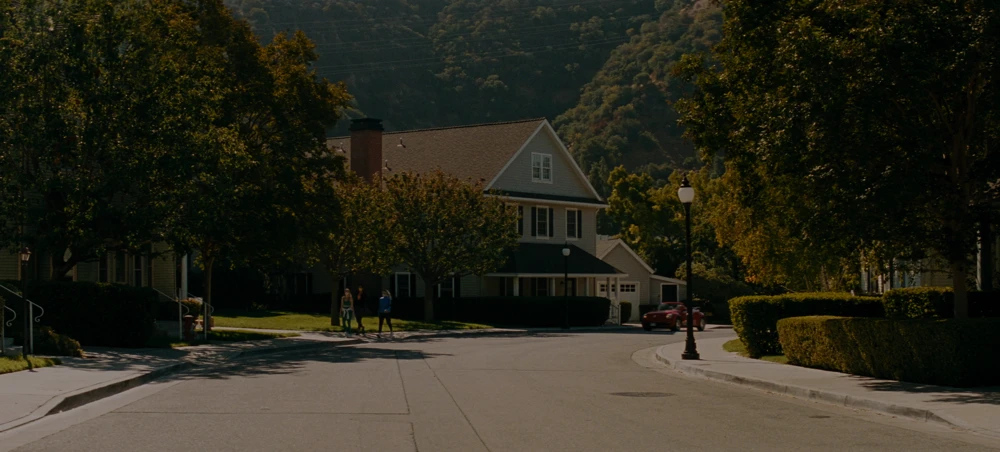 Still frame 5 from Euphoria Season 3 Episode 2