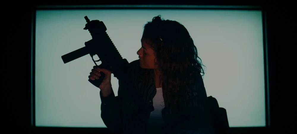Still frame 21 from Euphoria Season 3 Episode 3