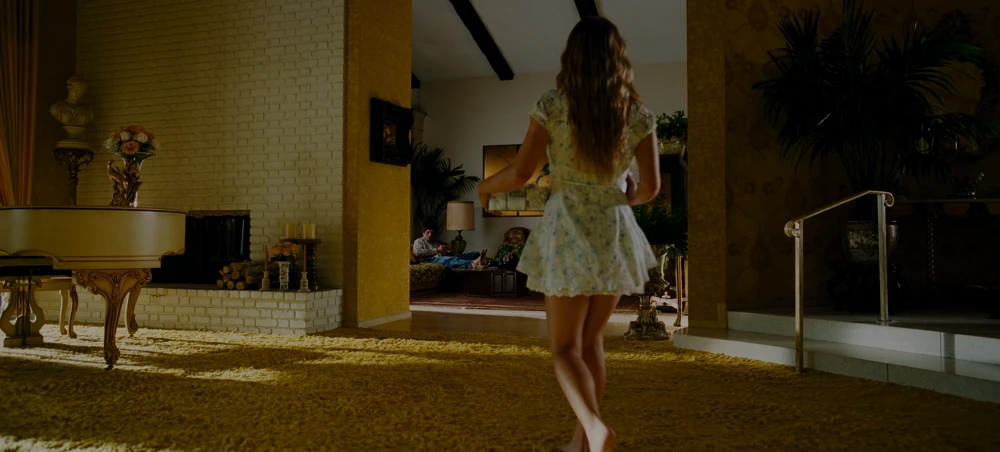 Still frame 24 from Euphoria Season 3 Episode 4
