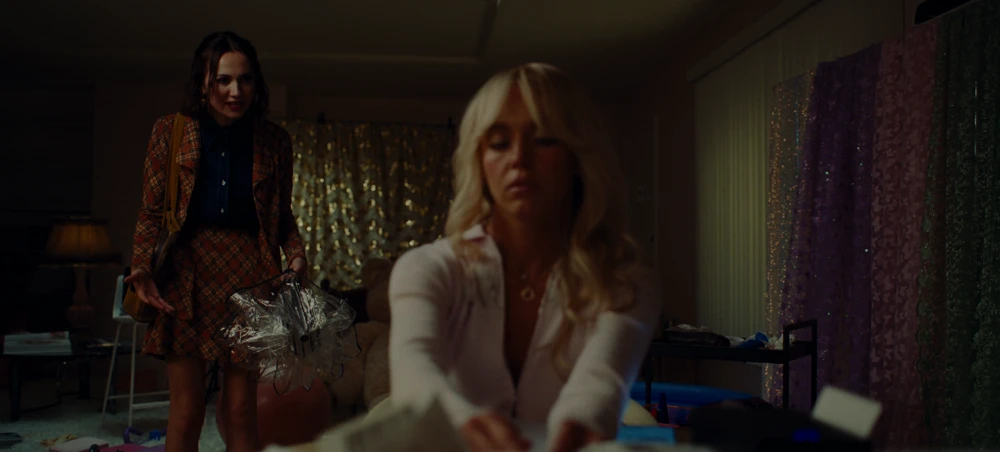 Still frame 125 from Euphoria Season 3 Episode 5
