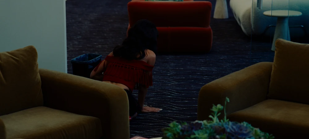 Still frame 35 from Euphoria Season 3 Episode 5