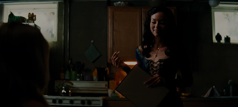 Still frame 72 from Euphoria Season 3 Episode 5