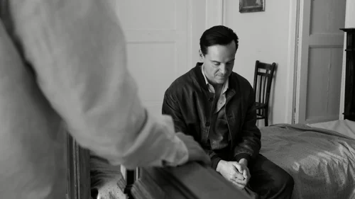 Still frame 7 from Ripley Season 1 Episode 2