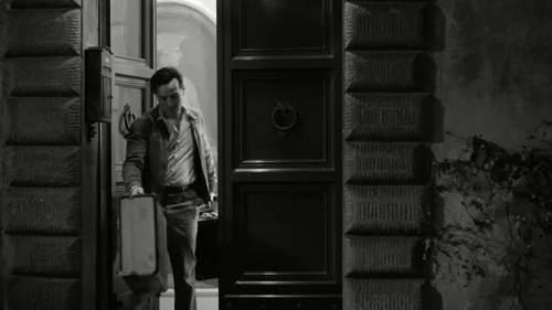 Still frame 49 from Ripley Season 1 Episode 3