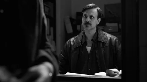Still frame 12 from Ripley Season 1 Episode 6